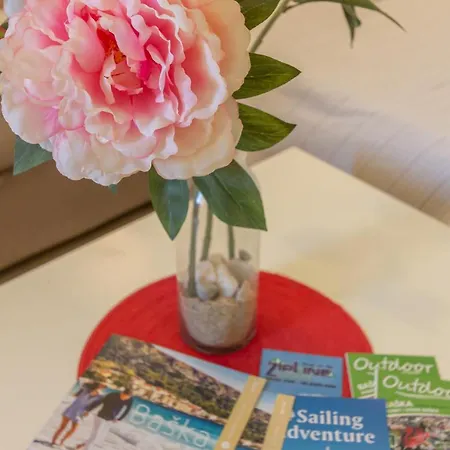 Ema & Mislav With Terrace Appartement