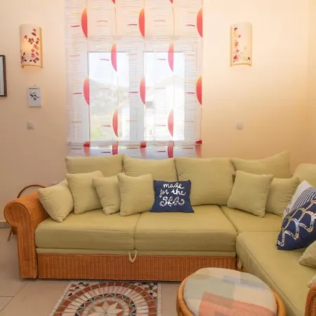 Ema & Mislav With Terrace شقة باشْكا