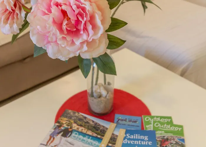 Ema & Mislav With Terrace Apartamento