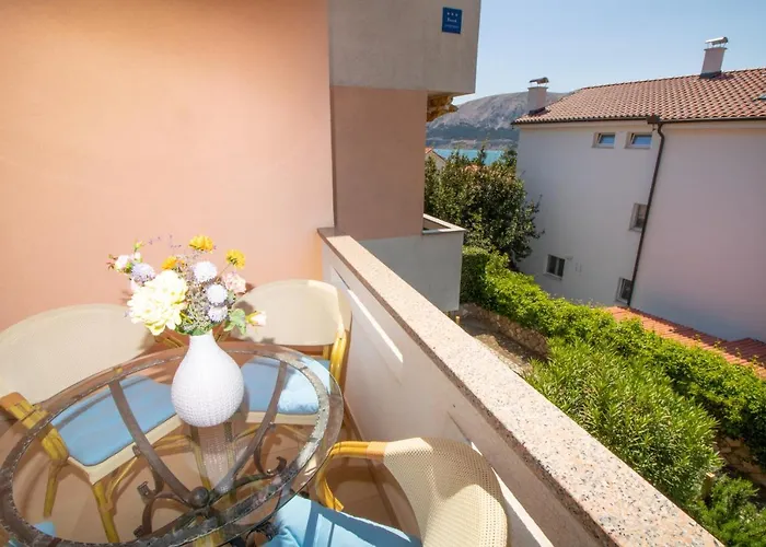 Apartamento Ema & Mislav With Terrace Baška