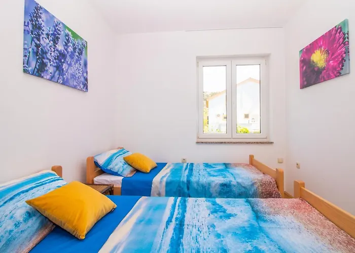 Apartamento Ema & Mislav With Terrace Baška